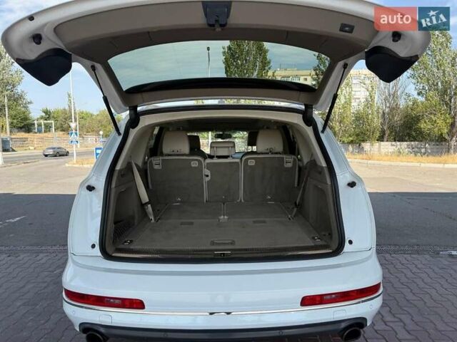 Ауді Ку 7 2015 у Миколаєві на Automoto.ua Білий Ауді Ку 7, об'ємом двигуна 3 л та пробігом 235 тис. км за 16500 $, фото 2 на Automoto.ua