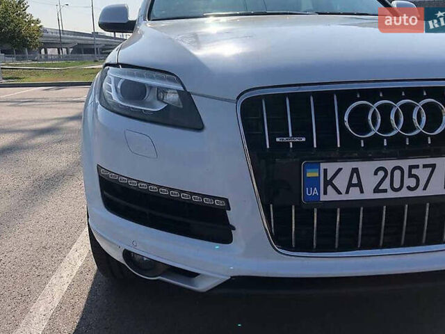 Белый Ауди Ку 7, объемом двигателя 3 л и пробегом 148 тыс. км за 18000 $, фото 3 на Automoto.ua