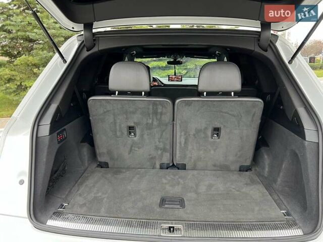 Белый Ауди Ку 7, объемом двигателя 3 л и пробегом 198 тыс. км за 23000 $, фото 25 на Automoto.ua