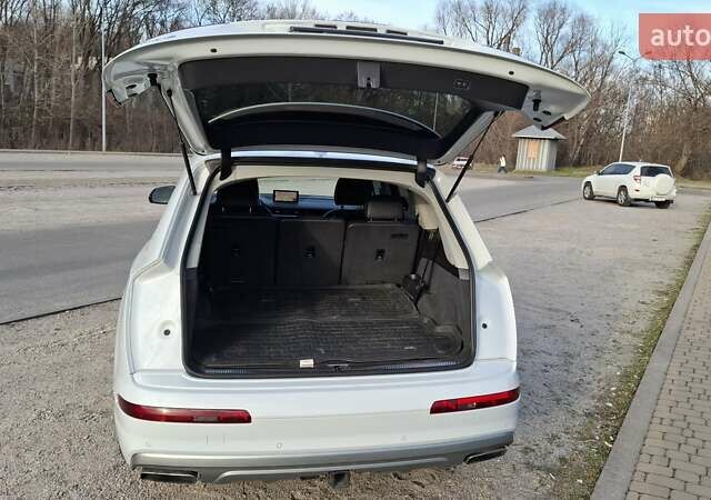 Білий Ауді Ку 7, об'ємом двигуна 3 л та пробігом 159 тис. км за 26500 $, фото 9 на Automoto.ua