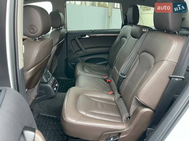 Білий Ауді Ку 7, об'ємом двигуна 3 л та пробігом 218 тис. км за 17990 $, фото 9 на Automoto.ua