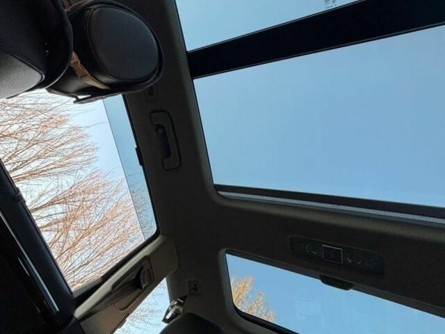 Белый Ауди Ку 7, объемом двигателя 3 л и пробегом 170 тыс. км за 14999 $, фото 19 на Automoto.ua