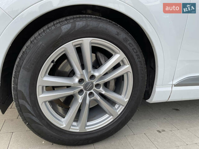 Белый Ауди Ку 7, объемом двигателя 3 л и пробегом 153 тыс. км за 40777 $, фото 28 на Automoto.ua