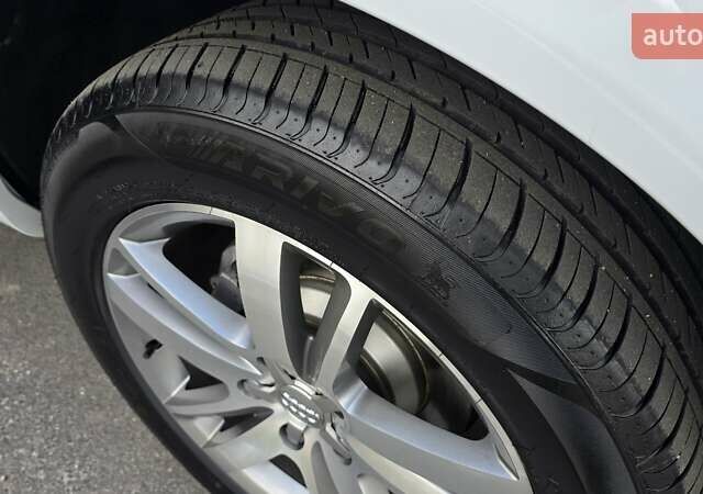 Ауді Ку 7 2015 у Житомирі на Automoto.ua Білий Ауді Ку 7, об'ємом двигуна 3 л та пробігом 191 тис. км за 18500 $, фото 16 на Automoto.ua