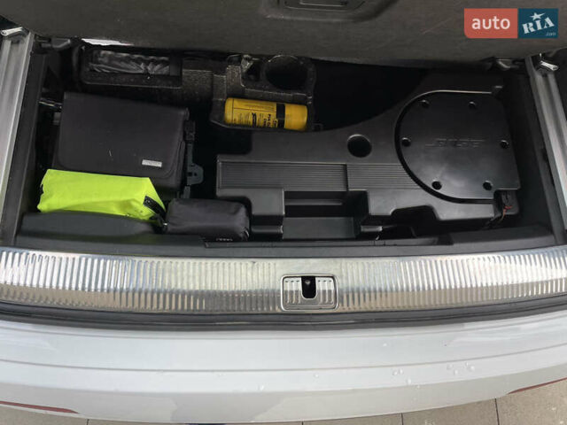 Белый Ауди Ку 7, объемом двигателя 3 л и пробегом 153 тыс. км за 40777 $, фото 44 на Automoto.ua