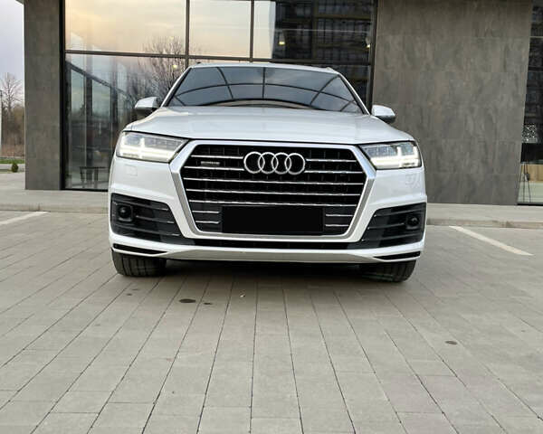 Белый Ауди Ку 7, объемом двигателя 3 л и пробегом 153 тыс. км за 40777 $, фото 3 на Automoto.ua