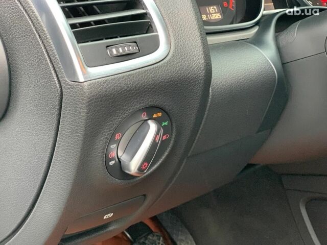 Белый Ауди Ку 7, объемом двигателя 3 л и пробегом 205 тыс. км за 15890 $, фото 28 на Automoto.ua