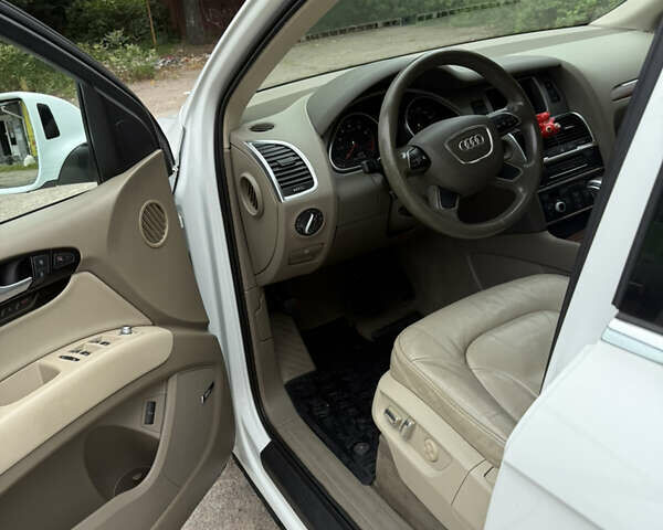 Белый Ауди Ку 7, объемом двигателя 3 л и пробегом 220 тыс. км за 15600 $, фото 8 на Automoto.ua