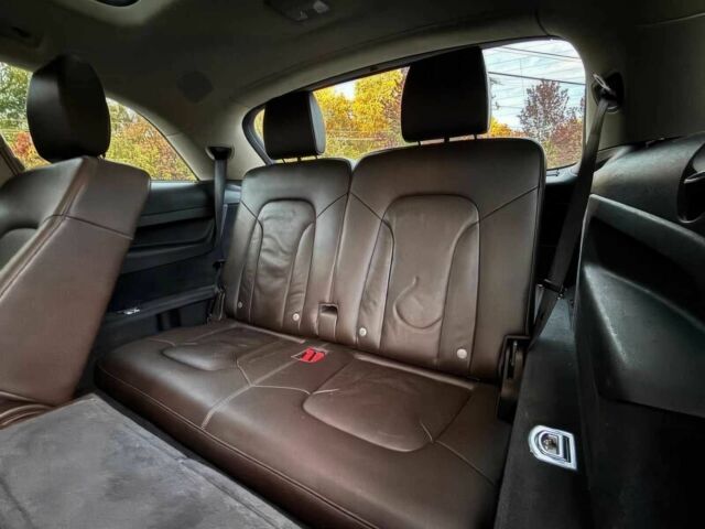 Білий Ауді Ку 7, об'ємом двигуна 3 л та пробігом 74 тис. км за 12700 $, фото 12 на Automoto.ua