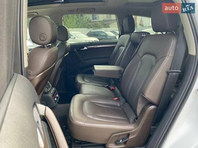Білий Ауді Ку 7, об'ємом двигуна 3 л та пробігом 218 тис. км за 21490 $, фото 9 на Automoto.ua