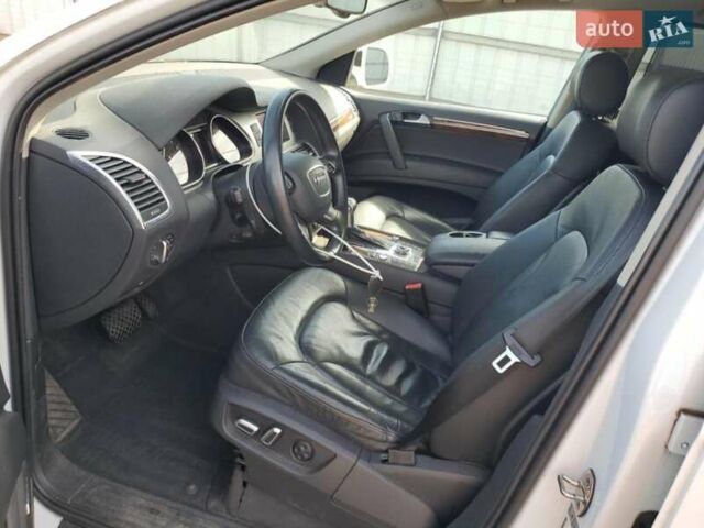 Белый Ауди Ку 7, объемом двигателя 3 л и пробегом 132 тыс. км за 9950 $, фото 6 на Automoto.ua