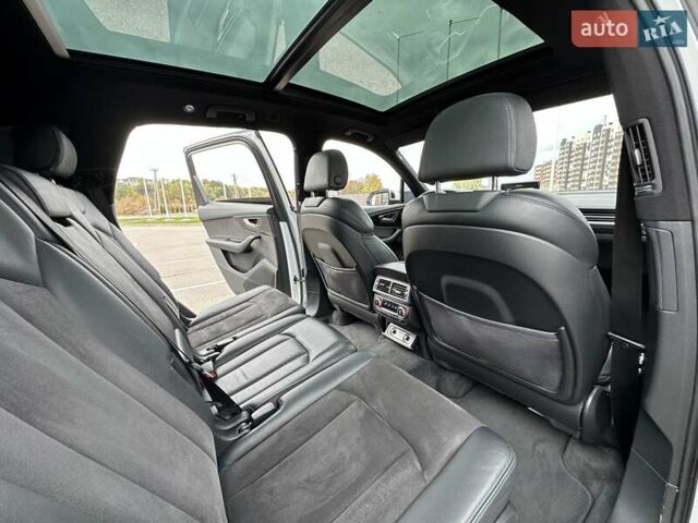 Белый Ауди Ку 7, объемом двигателя 2.97 л и пробегом 170 тыс. км за 37500 $, фото 63 на Automoto.ua