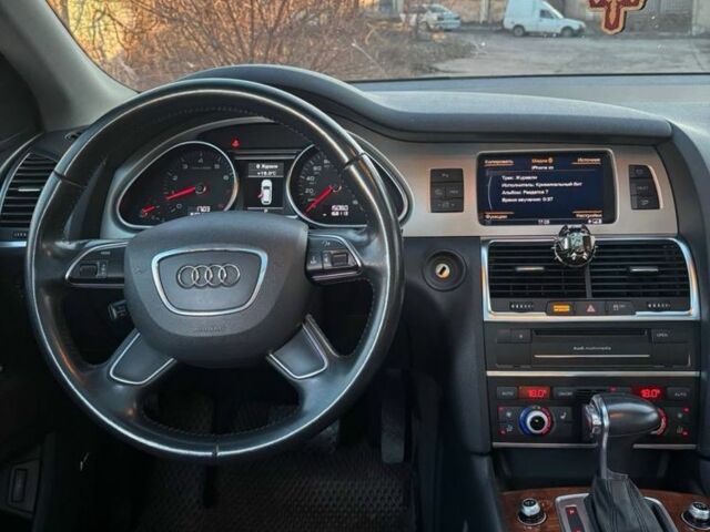 Білий Ауді Ку 7, об'ємом двигуна 3 л та пробігом 170 тис. км за 14300 $, фото 23 на Automoto.ua