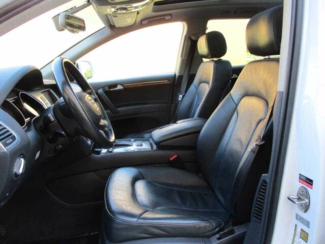 Білий Ауді Ку 7, об'ємом двигуна 3 л та пробігом 122 тис. км за 7000 $, фото 11 на Automoto.ua