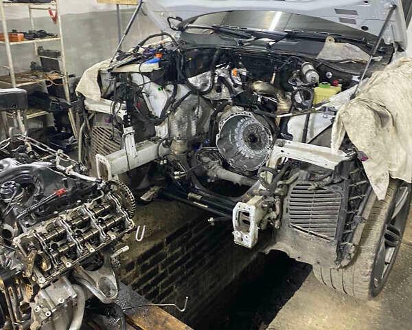 Білий Ауді Ку 7, об'ємом двигуна 2.97 л та пробігом 255 тис. км за 24700 $, фото 36 на Automoto.ua