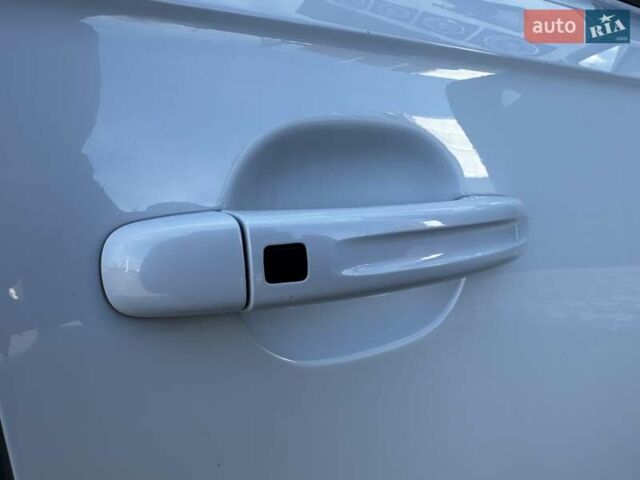 Білий Ауді Ку 7, об'ємом двигуна 3 л та пробігом 125 тис. км за 21000 $, фото 40 на Automoto.ua