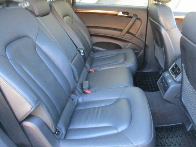 Білий Ауді Ку 7, об'ємом двигуна 3 л та пробігом 122 тис. км за 7000 $, фото 21 на Automoto.ua