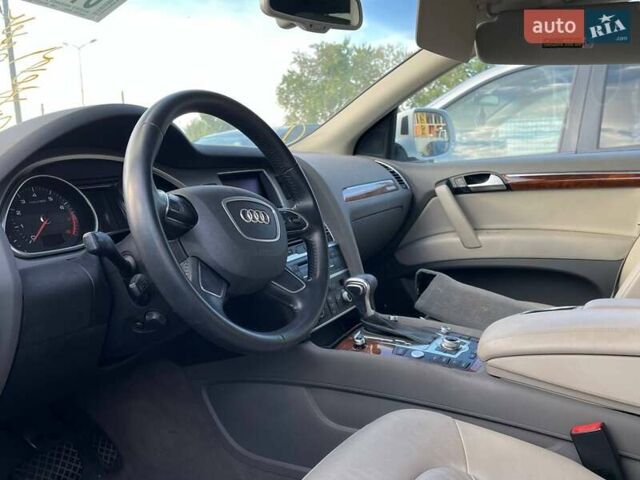 Білий Ауді Ку 7, об'ємом двигуна 3 л та пробігом 111 тис. км за 13890 $, фото 8 на Automoto.ua