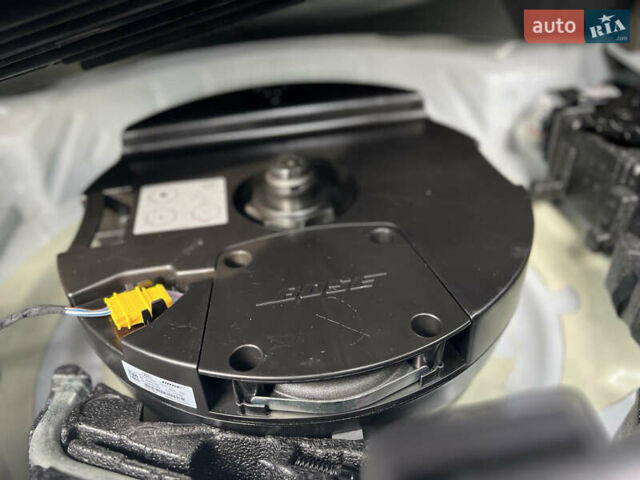 Білий Ауді Ку 7, об'ємом двигуна 2.97 л та пробігом 240 тис. км за 27000 $, фото 37 на Automoto.ua