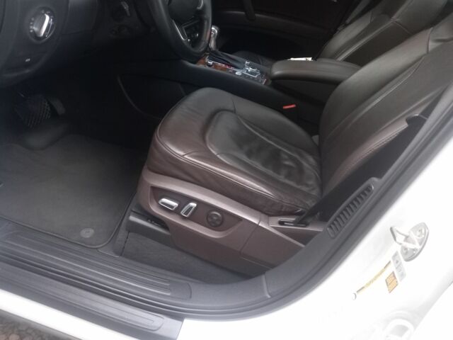 Белый Ауди Ку 7, объемом двигателя 3 л и пробегом 186 тыс. км за 18888 $, фото 6 на Automoto.ua