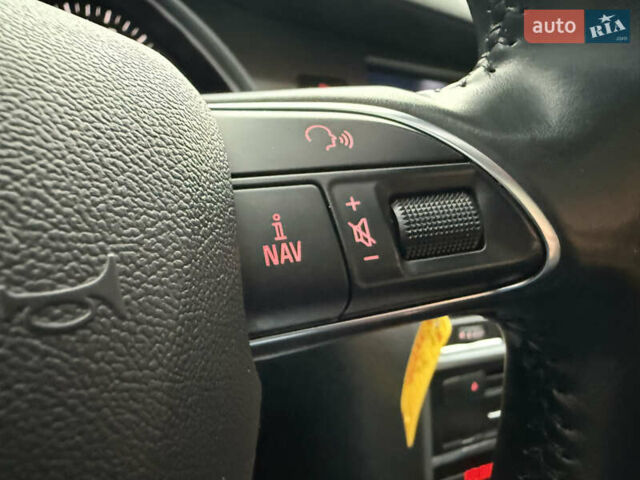 Белый Ауди Ку 7, объемом двигателя 3 л и пробегом 256 тыс. км за 21300 $, фото 52 на Automoto.ua