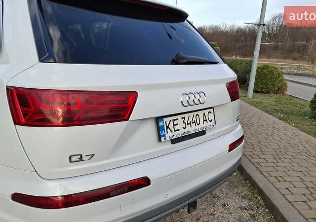 Білий Ауді Ку 7, об'ємом двигуна 3 л та пробігом 159 тис. км за 26500 $, фото 7 на Automoto.ua