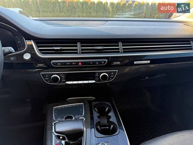 Белый Ауди Ку 7, объемом двигателя 3 л и пробегом 161 тыс. км за 29500 $, фото 16 на Automoto.ua