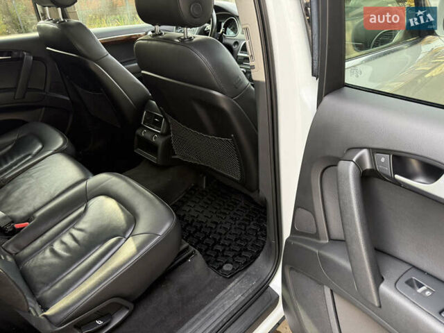 Белый Ауди Ку 7, объемом двигателя 3 л и пробегом 303 тыс. км за 14900 $, фото 19 на Automoto.ua