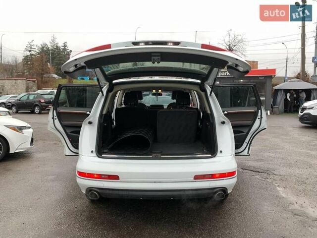 Білий Ауді Ку 7, об'ємом двигуна 3 л та пробігом 205 тис. км за 15890 $, фото 17 на Automoto.ua