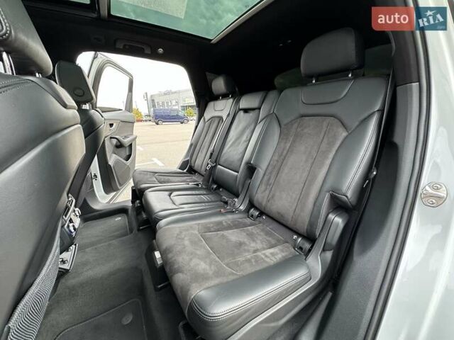 Белый Ауди Ку 7, объемом двигателя 2.97 л и пробегом 170 тыс. км за 37500 $, фото 56 на Automoto.ua