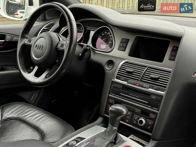 Білий Ауді Ку 7, об'ємом двигуна 3 л та пробігом 78 тис. км за 17490 $, фото 45 на Automoto.ua