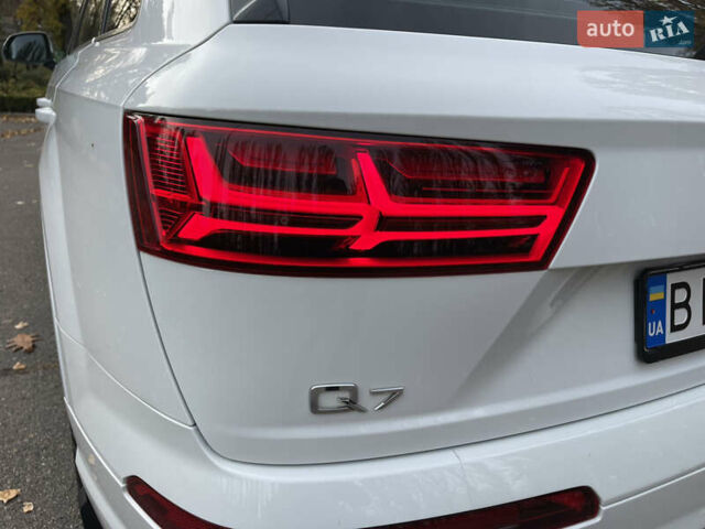 Белый Ауди Ку 7, объемом двигателя 2.97 л и пробегом 124 тыс. км за 36000 $, фото 19 на Automoto.ua
