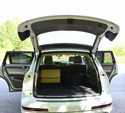 Белый Ауди Ку 7, объемом двигателя 3 л и пробегом 156 тыс. км за 23800 $, фото 19 на Automoto.ua