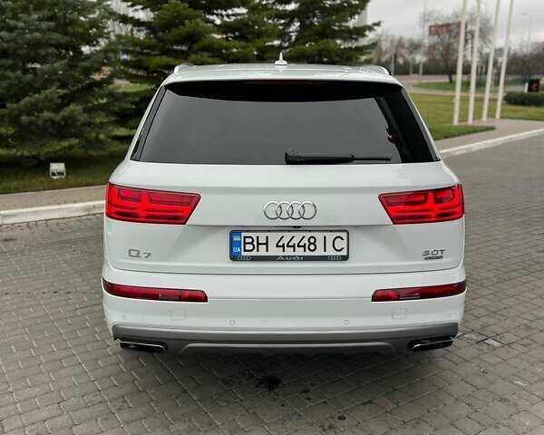 Белый Ауди Ку 7, объемом двигателя 3 л и пробегом 198 тыс. км за 23000 $, фото 9 на Automoto.ua