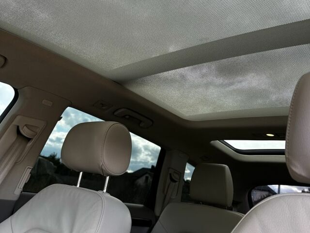 Белый Ауди Ку 7, объемом двигателя 3 л и пробегом 212 тыс. км за 20700 $, фото 2 на Automoto.ua