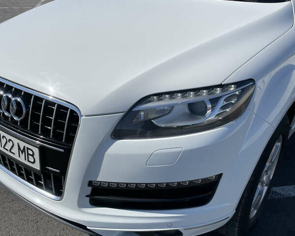 Белый Ауди Ку 7, объемом двигателя 3 л и пробегом 223 тыс. км за 18500 $, фото 27 на Automoto.ua