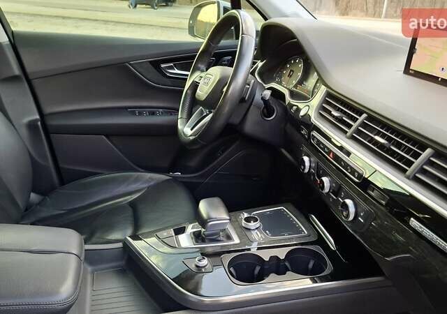 Білий Ауді Ку 7, об'ємом двигуна 3 л та пробігом 159 тис. км за 26500 $, фото 21 на Automoto.ua