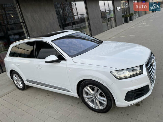 Белый Ауди Ку 7, объемом двигателя 3 л и пробегом 153 тыс. км за 40777 $, фото 2 на Automoto.ua