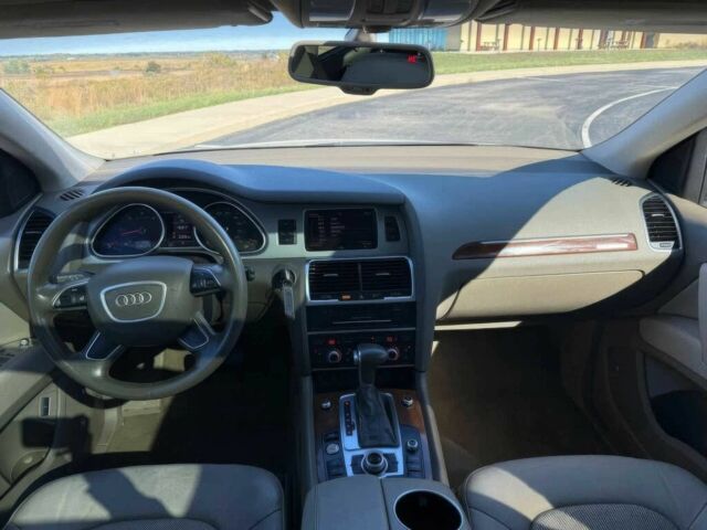 Ауді Ку 7 2015 у Одесі на Automoto.ua Білий Ауді Ку 7, об'ємом двигуна 3 л та пробігом 76 тис. км за 5000 $, фото 11 на Automoto.ua