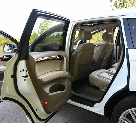 Белый Ауди Ку 7, объемом двигателя 3 л и пробегом 156 тыс. км за 23800 $, фото 10 на Automoto.ua