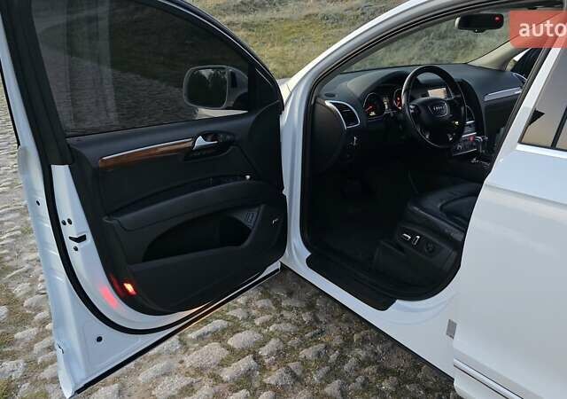Белый Ауди Ку 7, объемом двигателя 3 л и пробегом 191 тыс. км за 20500 $, фото 12 на Automoto.ua