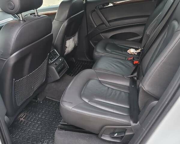 Белый Ауди Ку 7, объемом двигателя 2.97 л и пробегом 267 тыс. км за 22500 $, фото 14 на Automoto.ua