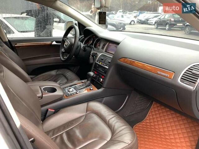 Білий Ауді Ку 7, об'ємом двигуна 3 л та пробігом 205 тис. км за 15890 $, фото 34 на Automoto.ua