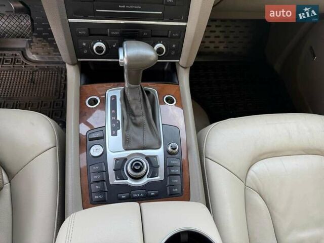 Ауді Ку 7 2015 у Миколаєві на Automoto.ua Білий Ауді Ку 7, об'ємом двигуна 3 л та пробігом 235 тис. км за 16500 $, фото 13 на Automoto.ua