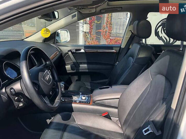 Белый Ауди Ку 7, объемом двигателя 3 л и пробегом 148 тыс. км за 18000 $, фото 18 на Automoto.ua