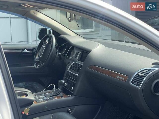 Білий Ауді Ку 7, об'ємом двигуна 3 л та пробігом 91 тис. км за 23700 $, фото 4 на Automoto.ua