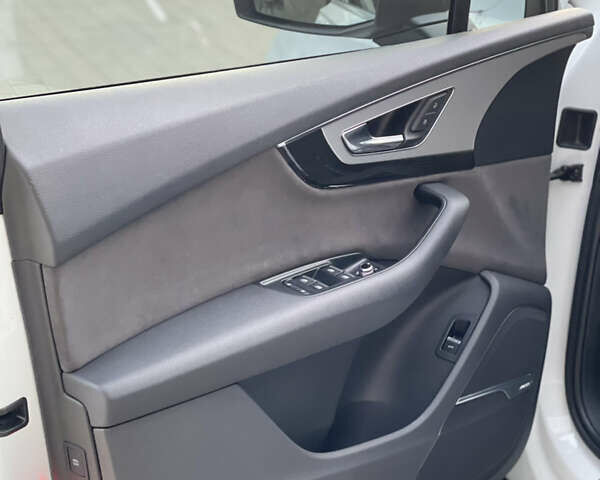 Белый Ауди Ку 7, объемом двигателя 3 л и пробегом 153 тыс. км за 40777 $, фото 27 на Automoto.ua