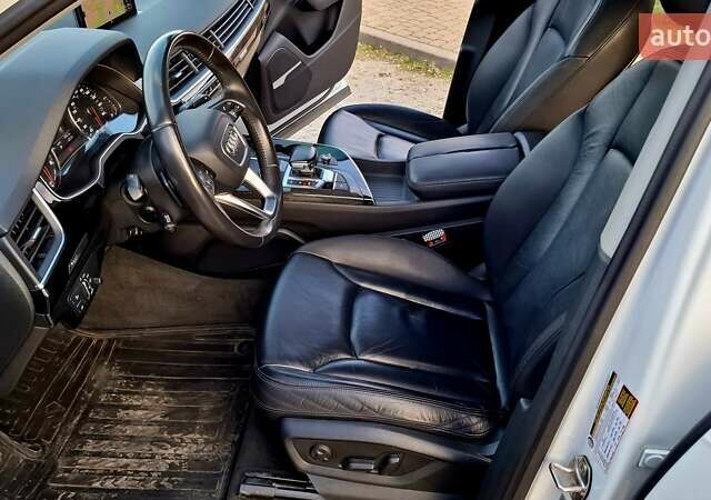 Білий Ауді Ку 7, об'ємом двигуна 3 л та пробігом 159 тис. км за 26500 $, фото 16 на Automoto.ua