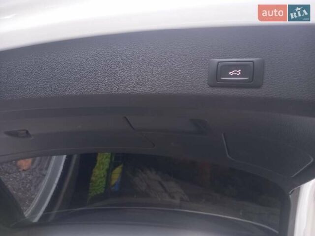 Белый Ауди Ку 7, объемом двигателя 3 л и пробегом 186 тыс. км за 18888 $, фото 8 на Automoto.ua