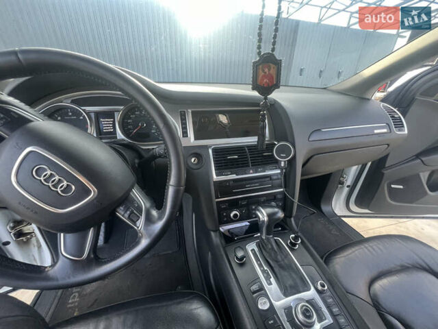 Білий Ауді Ку 7, об'ємом двигуна 2.97 л та пробігом 216 тис. км за 21500 $, фото 4 на Automoto.ua